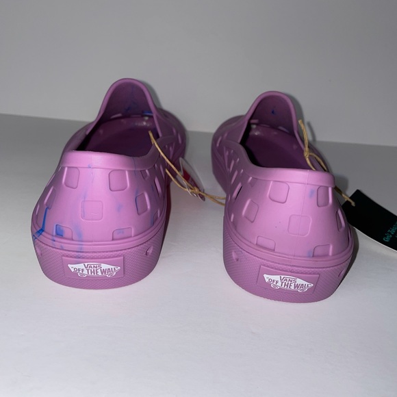 NWB Vans X Chris Johanson Trek Slip-On Shoes - Picture 6 of 10